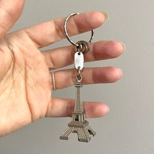 Vintage Eiffel Tower Keychain / Purse Charm 🇫🇷
